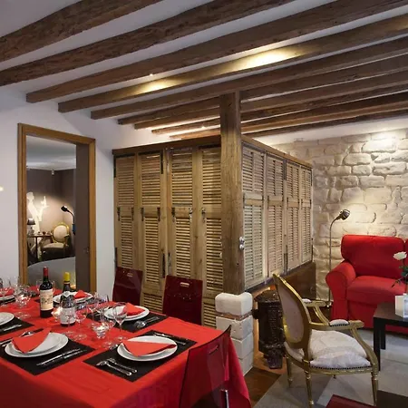 Гостевой дом Appartement Pariscanalsaintmartin
