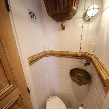 Appartement Pariscanalsaintmartin Гостевой дом Париж