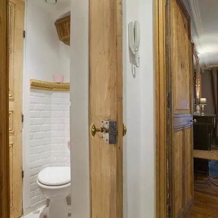 Appartement Pariscanalsaintmartin Гостевой дом